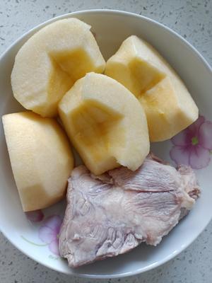 清甜苹果瘦肉汤的做法 步骤1