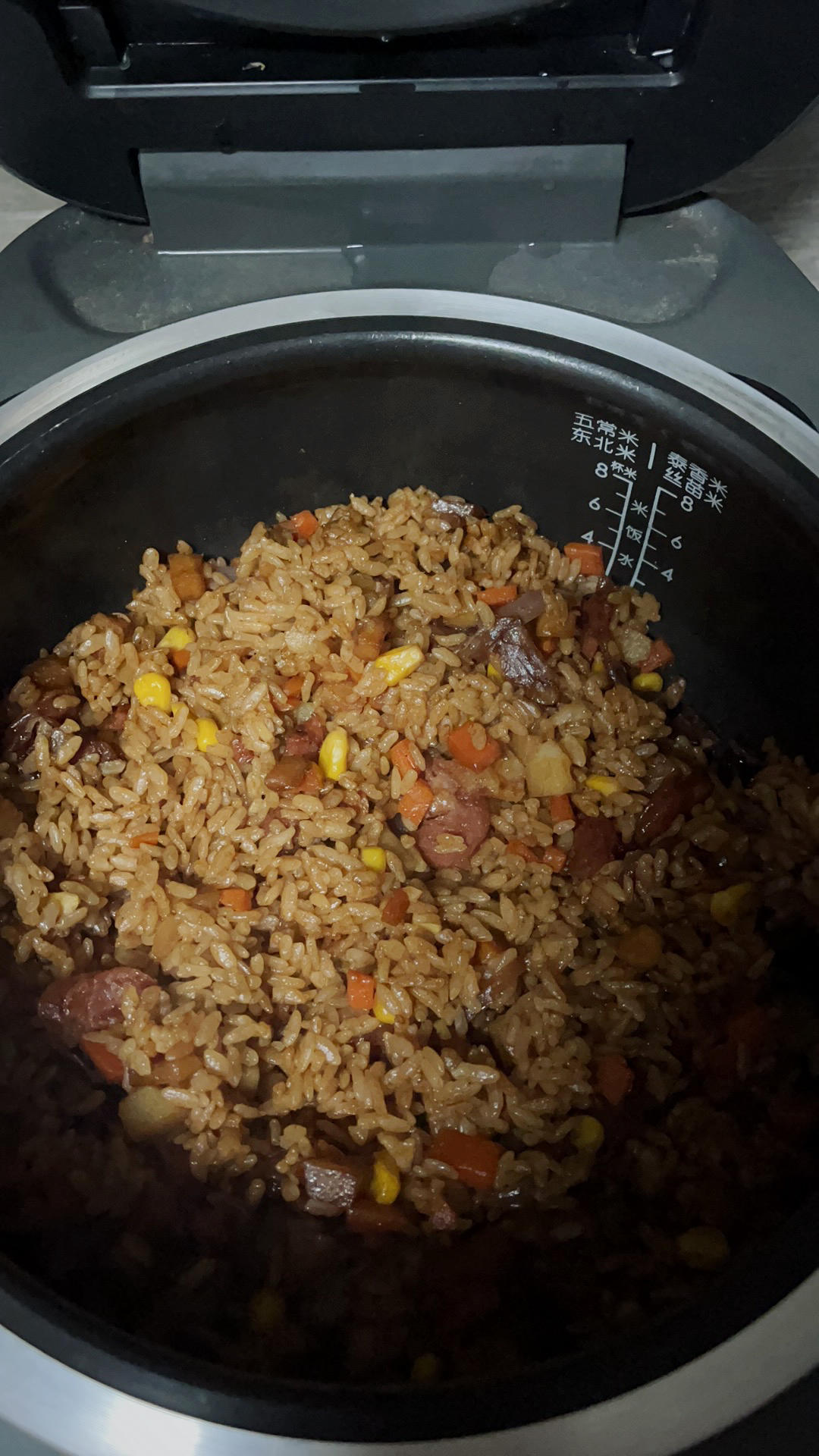 电饭煲香肠焖饭