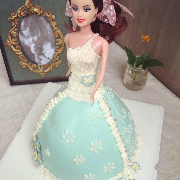 芭比蛋糕