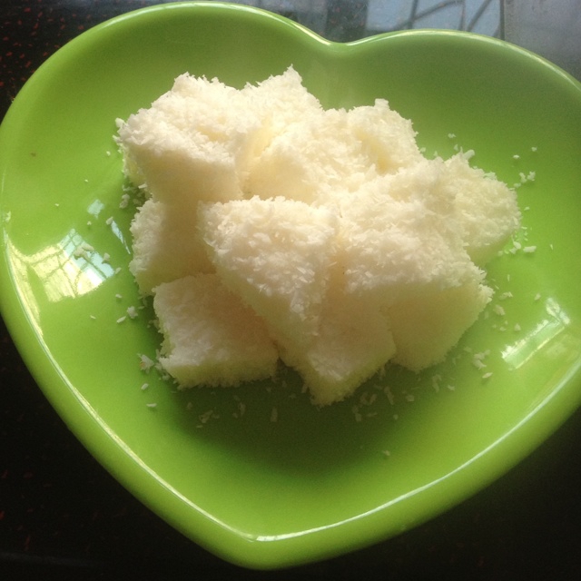 85度C 》椰丝牛奶小方