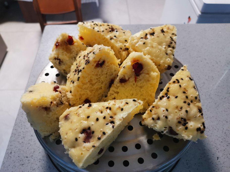 玉米面鸡蛋发糕（零失败）