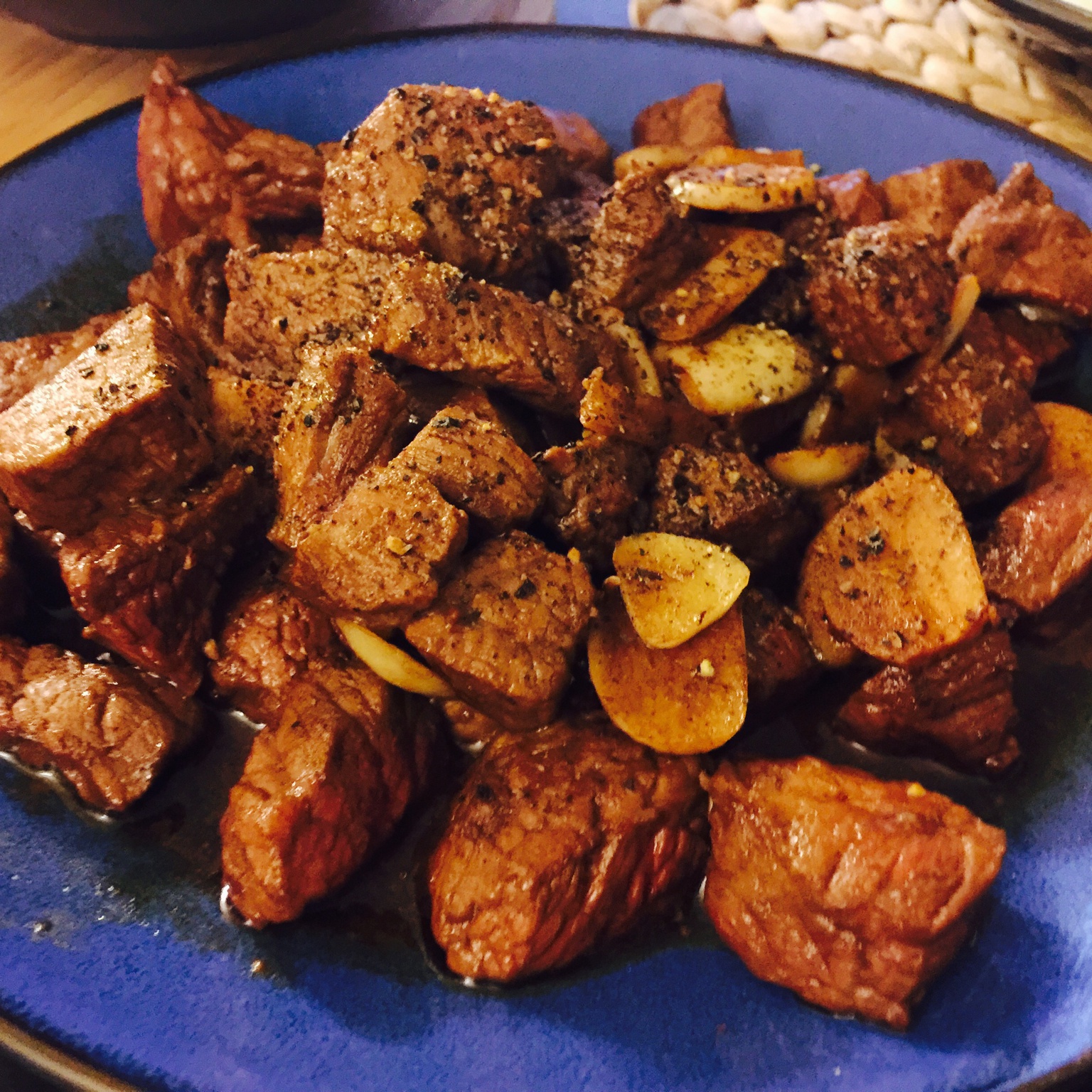 蒜香牛肉粒