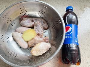 煮｜可乐鸡翅Cola Chicken Wings的做法 步骤1