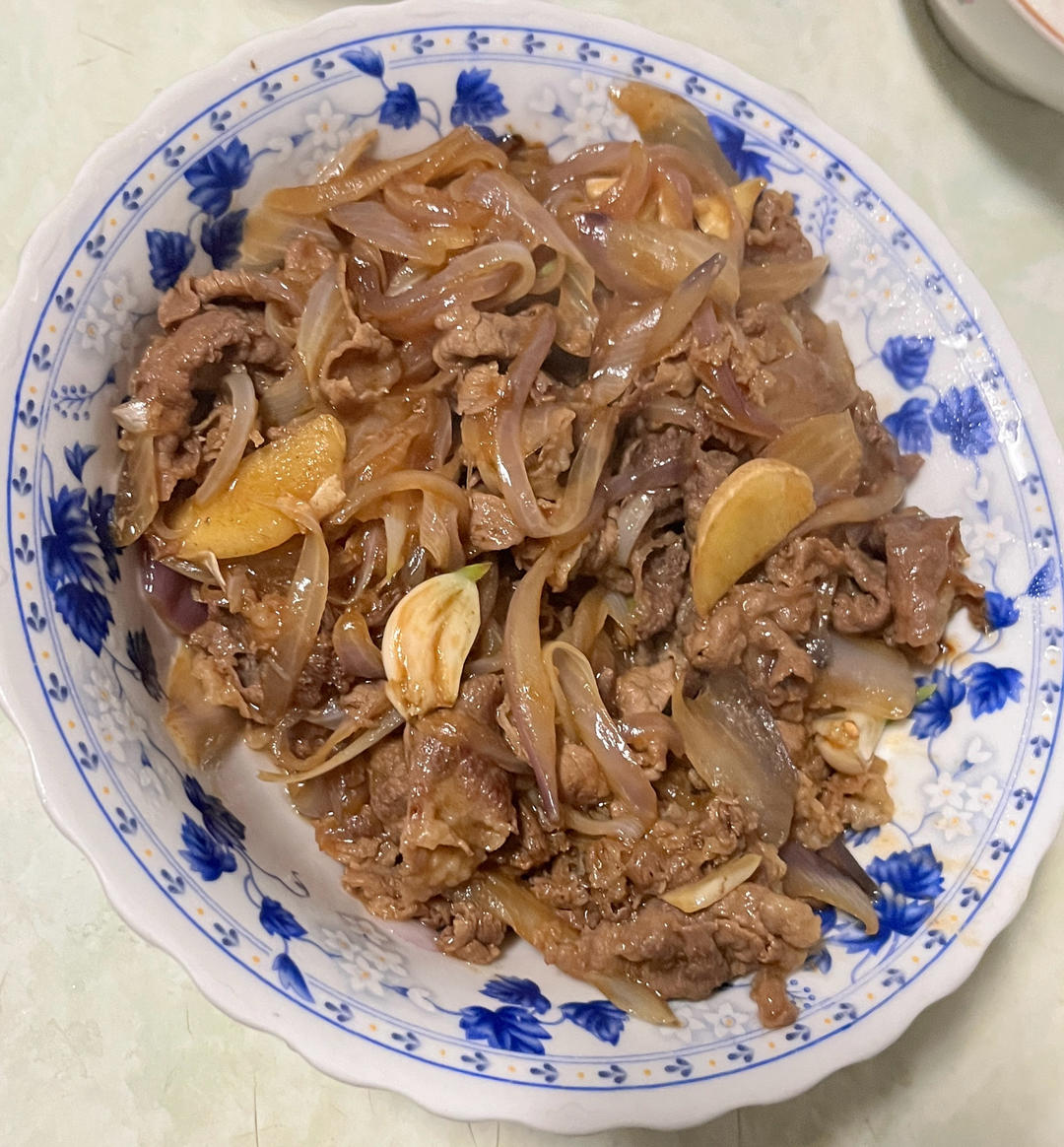 好吃到舔盘的秘制洋葱炒肥牛卷！拌饭巨香