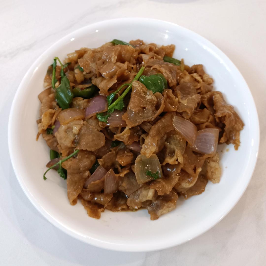 洋葱炒肥牛