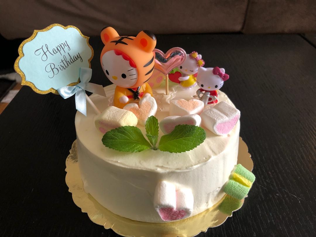 蛋糕抹面技巧（附淡奶油打发小贴士）