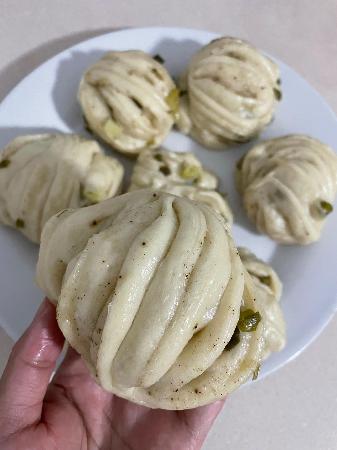 葱油花卷，一根筷子卷出漂亮的造型