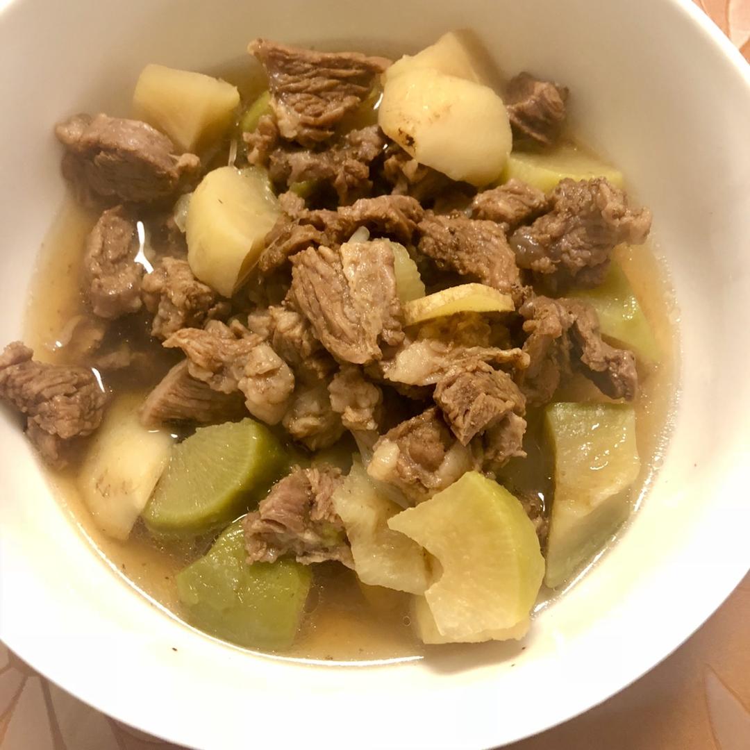 无水高压锅炖牛肉