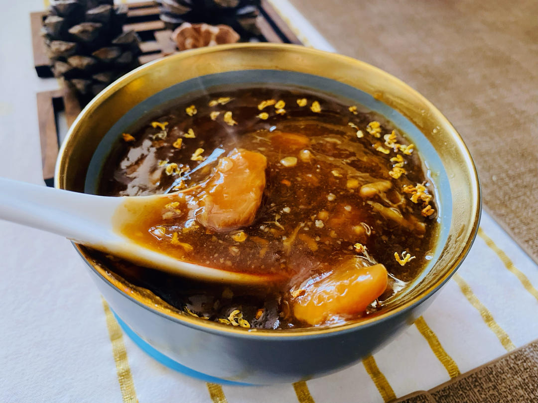 透明指甲油做的老南京糖芋苗南京特色小吃