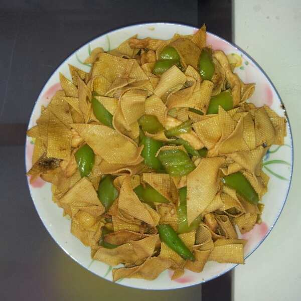 尖椒炒豆皮