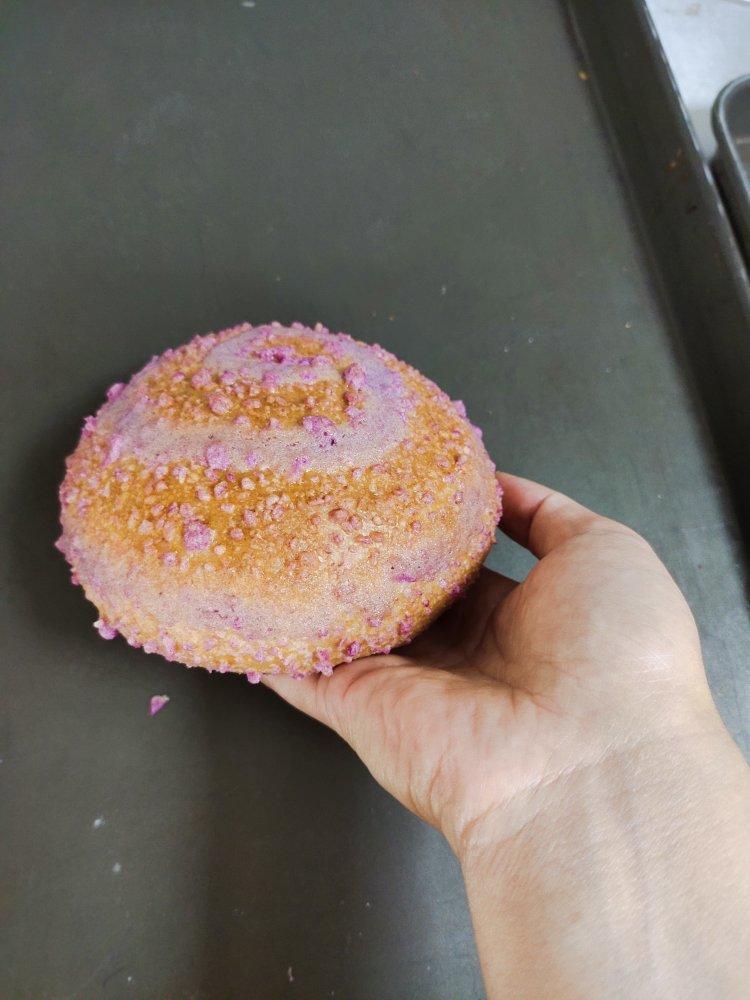 紫薯花朵夹馅面包