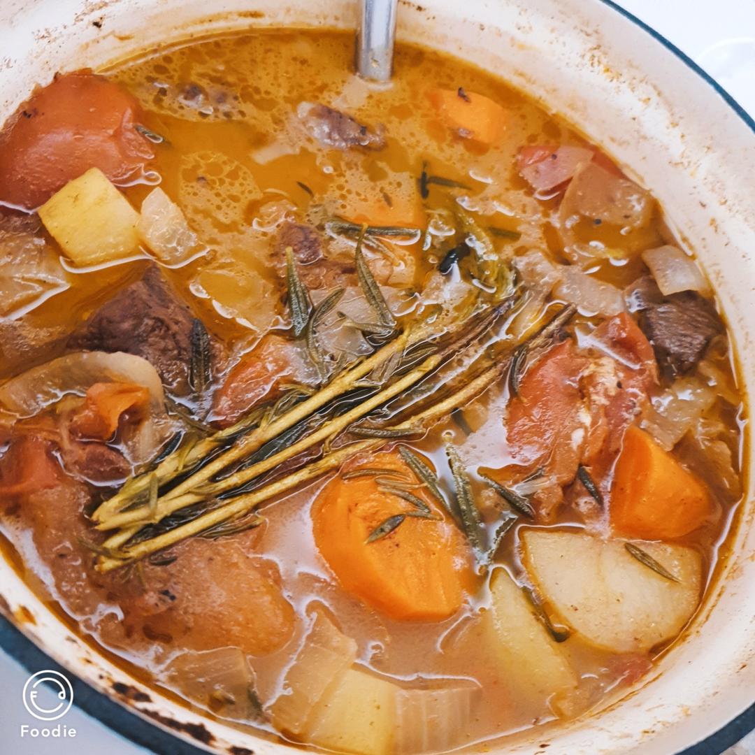 法式红酒炖牛肉