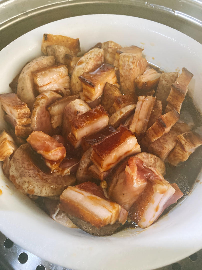 老爸的菜：荔浦芋头蒸扣肉