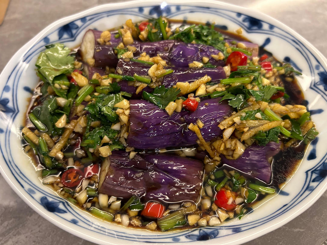 夏天必备可口菜-凉拌茄子🍆