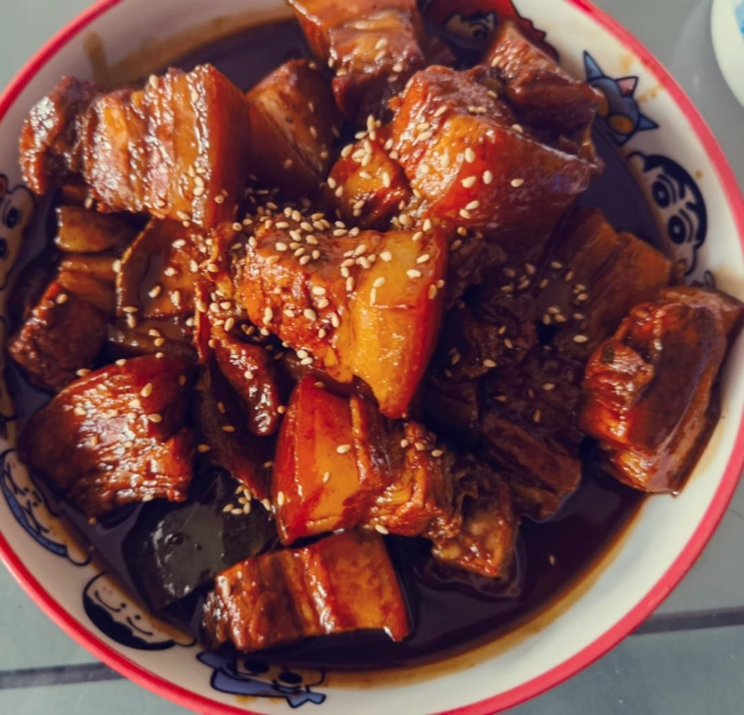 不焯水不放油的家常红烧肉