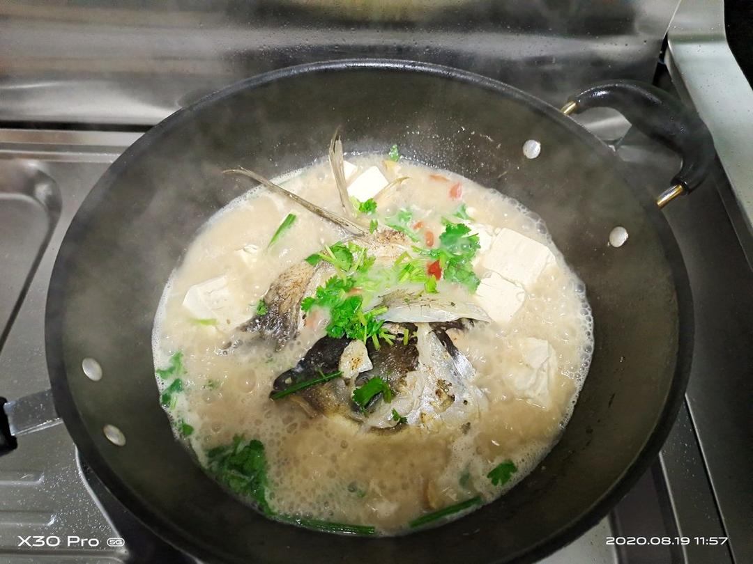 鱼头豆腐汤