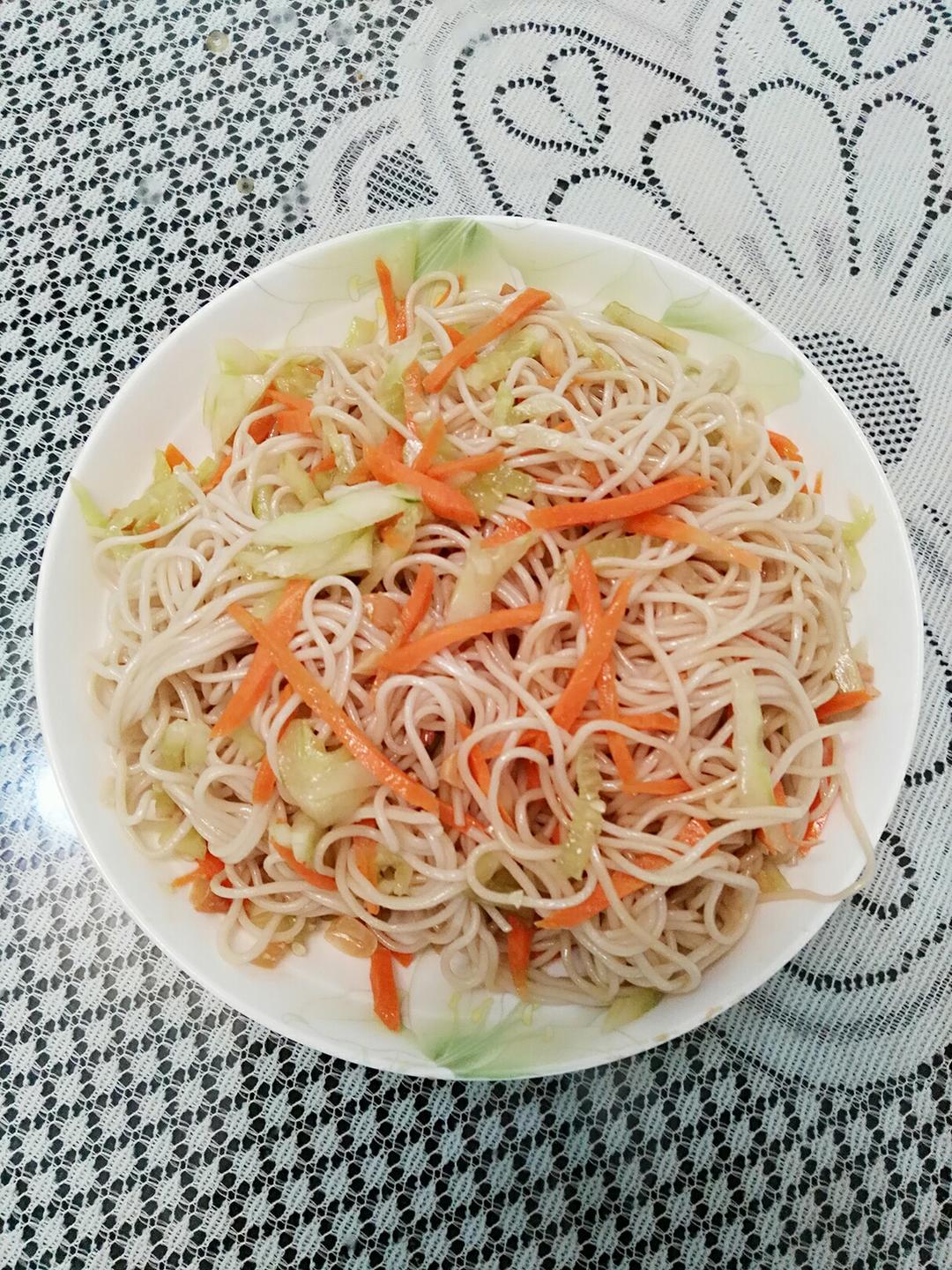 什锦凉面的做法