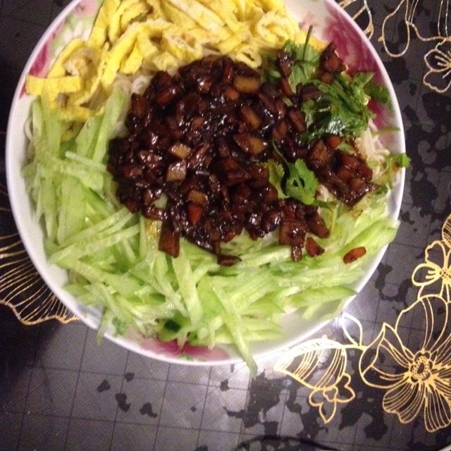 韩式炸酱面