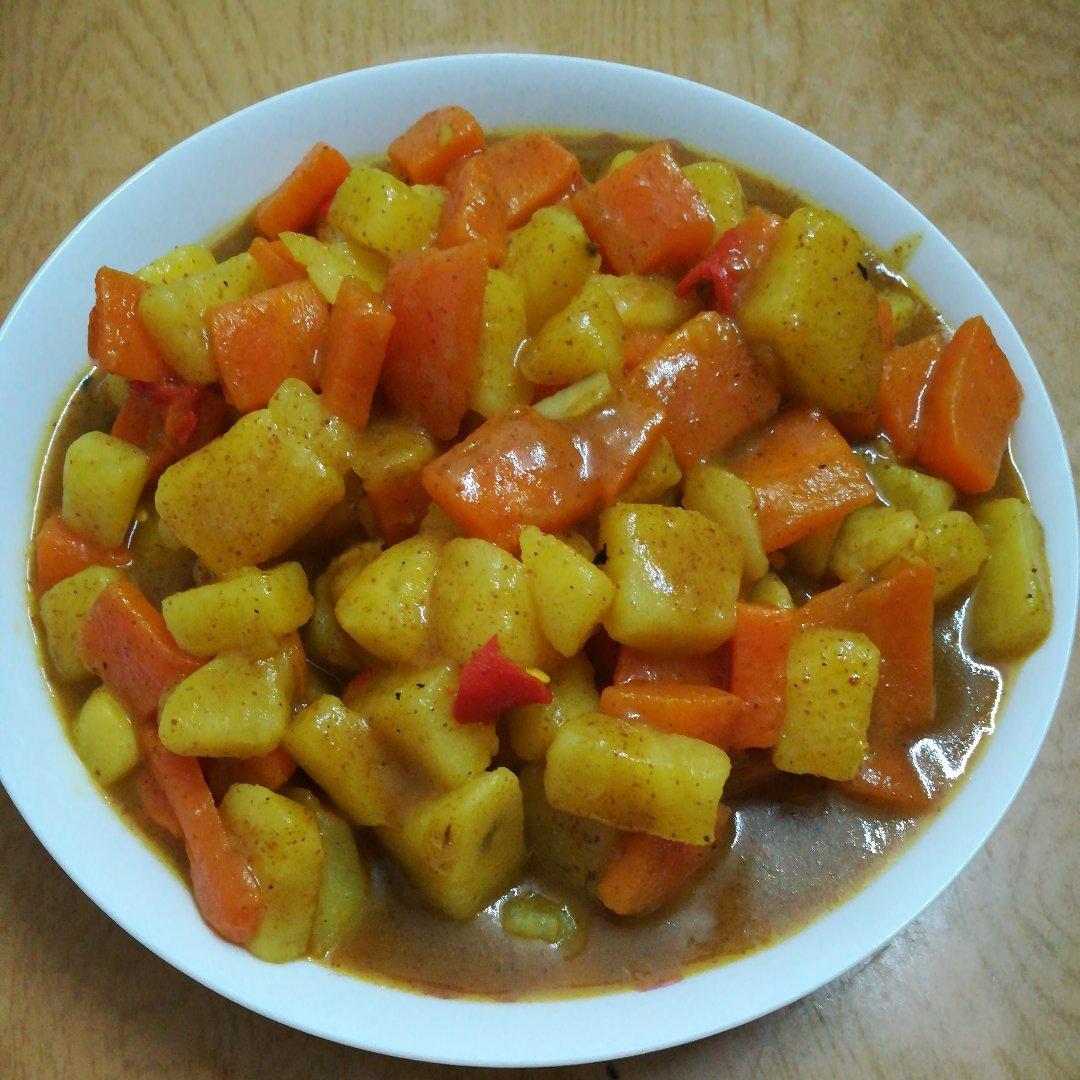 咖喱 咖哩土豆 yen*^o^*做的咖哩土豆 赞 土豆,咖喱块