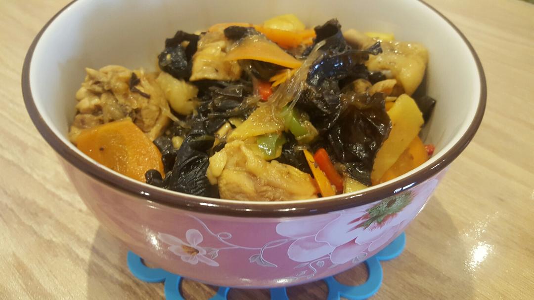 黄焖鸡米饭
