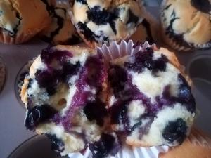 超简单的——蓝莓爆浆马芬的做法 步骤9