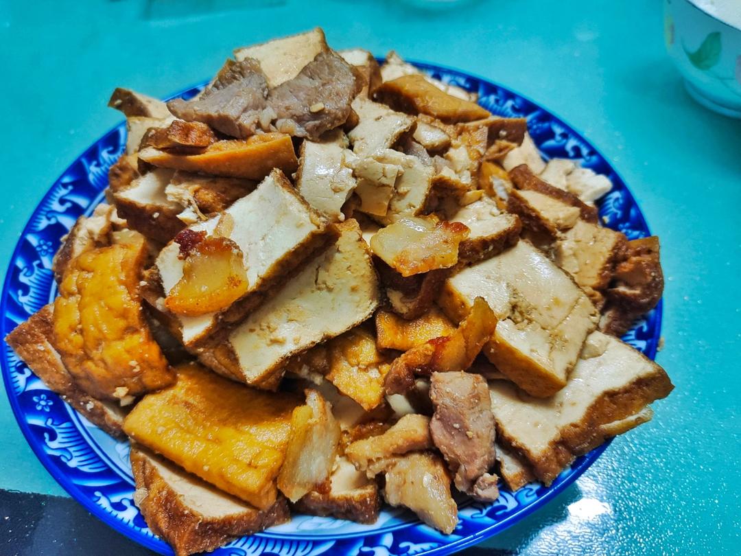 家常煎豆腐炒肉