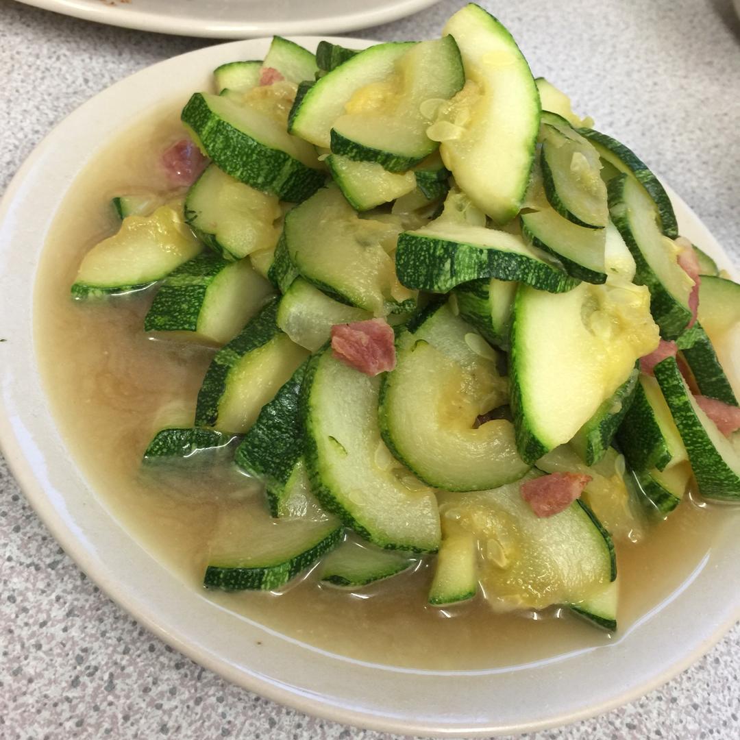 西葫芦炒肉片