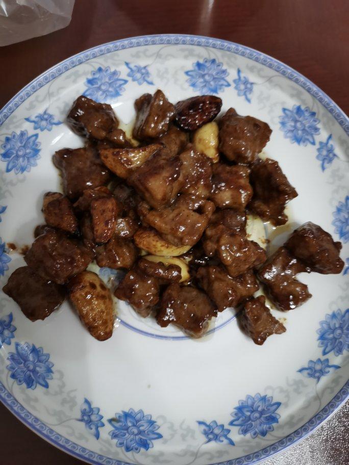 黑蒜子牛肉粒