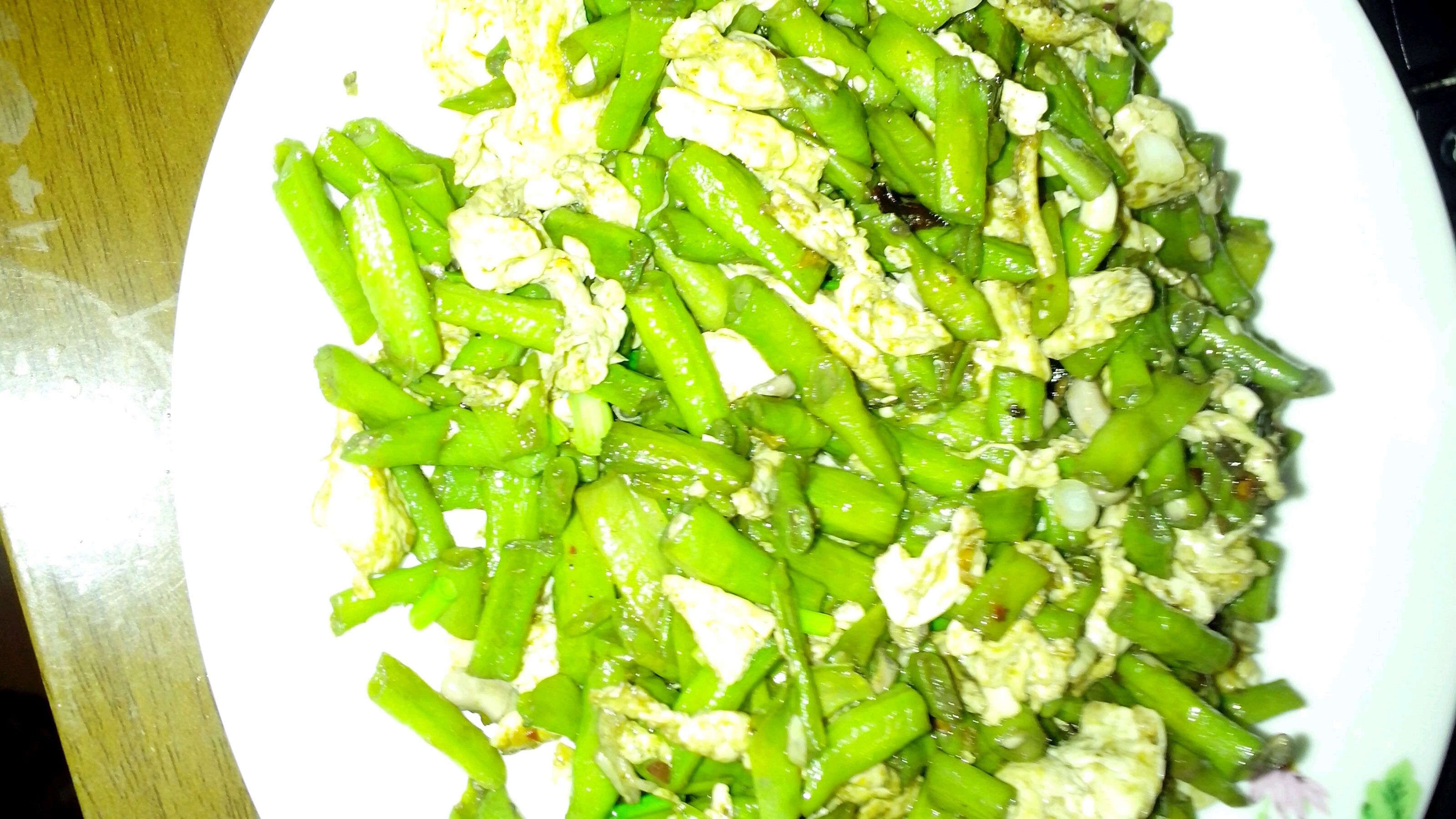 豆角炒鸡蛋