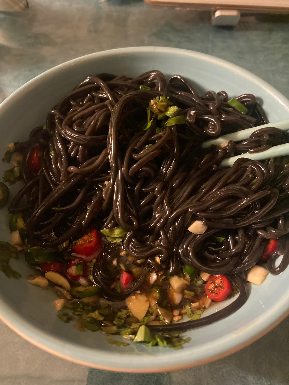 减脂爽口的凉拌蕨根粉！也太好吃了吧！！