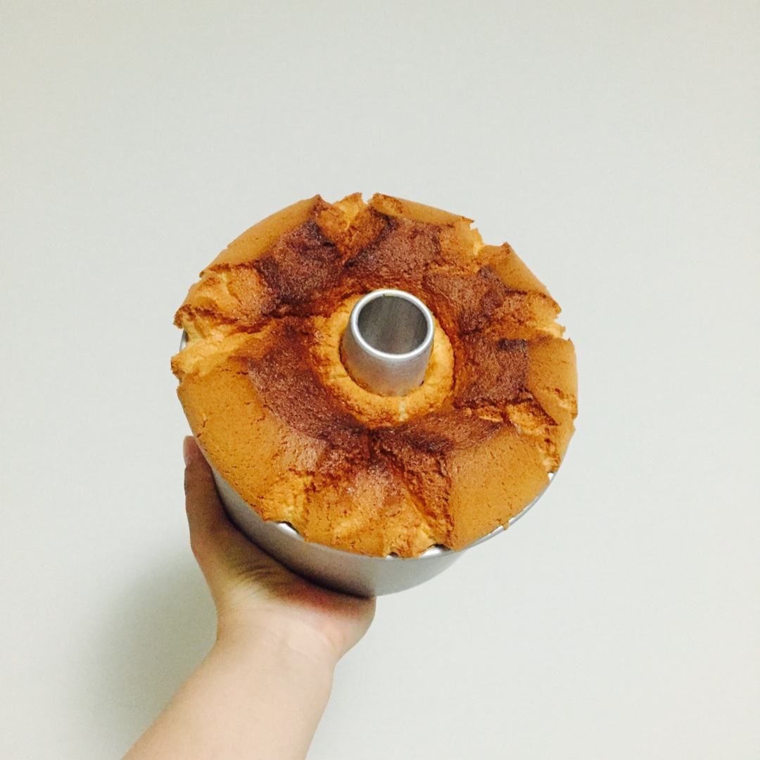 白兰地荔枝戚风