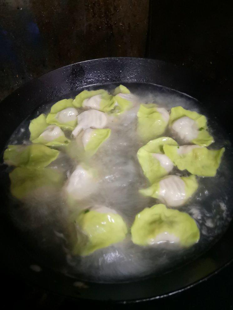 你家的芹菜叶还扔吗？（做法二：包饺子）