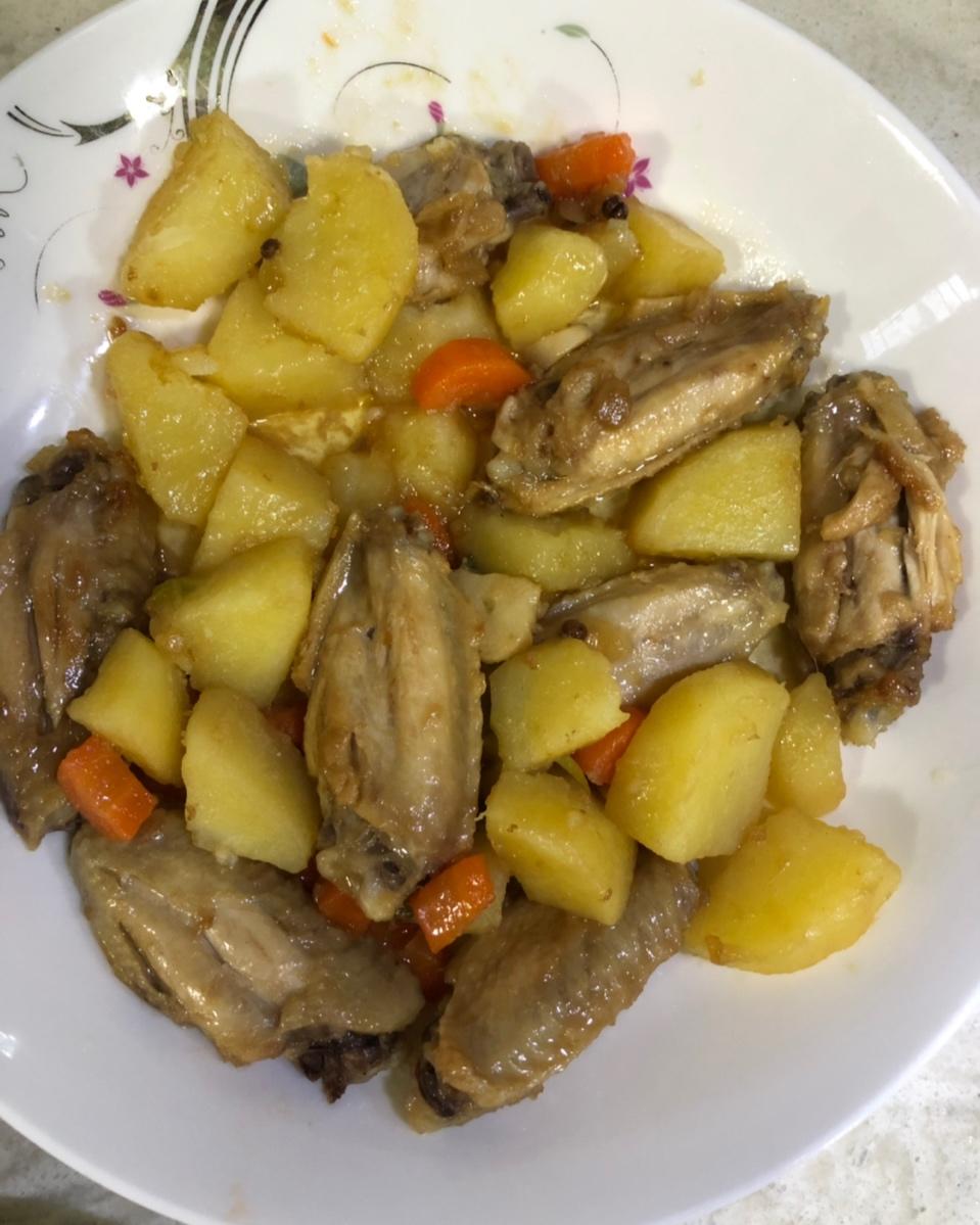 土豆炖鸡翅（快手零失败）