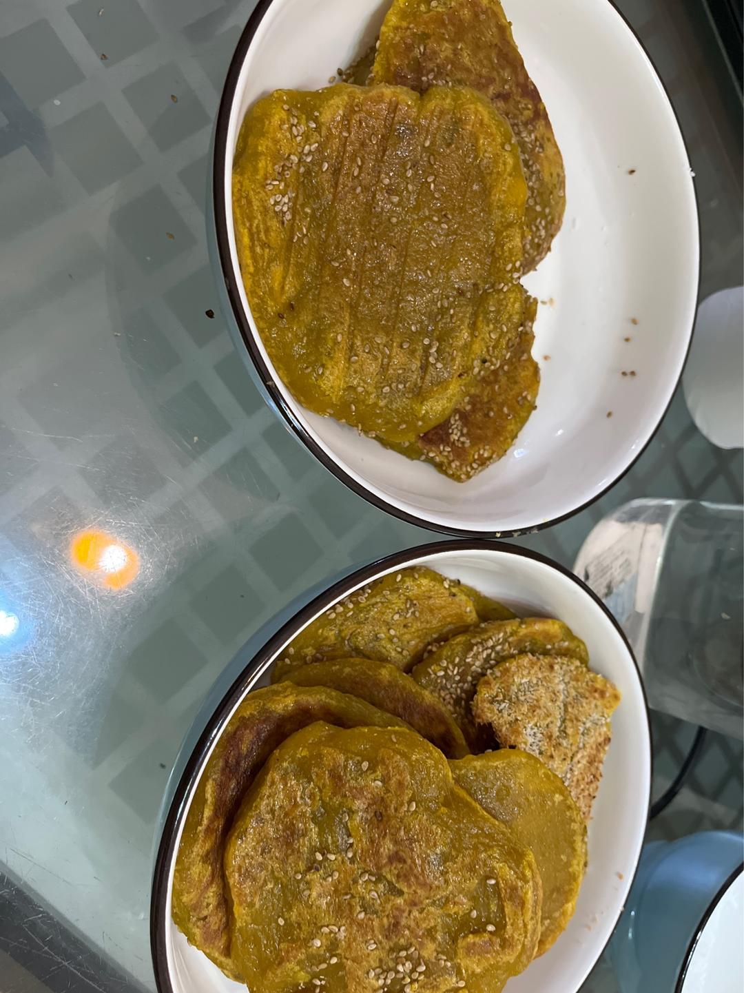 平底锅就能做!香甜软糯的南瓜饼