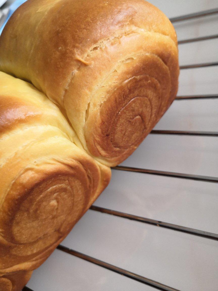 吐司，奶香手撕面包，超级香浓