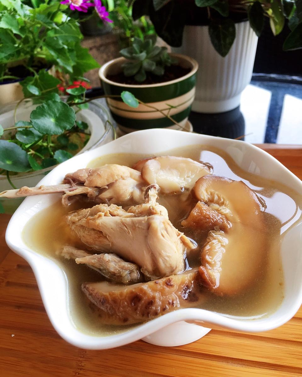 may一米阳光做的花菇排骨汤 ----西屋破壁料理机版