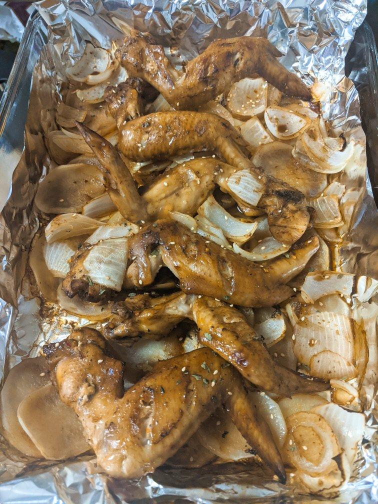 烤鸡翅～吮指蒜香鸡翅