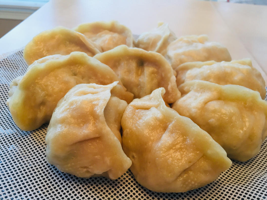 原汁原味的西葫芦鸡蛋馅的北方水饺