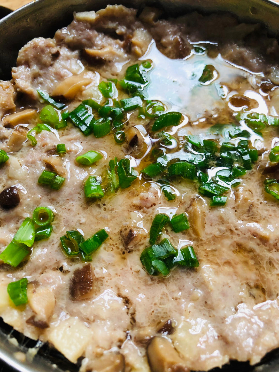 家常菜：香菇马蹄蒸肉饼