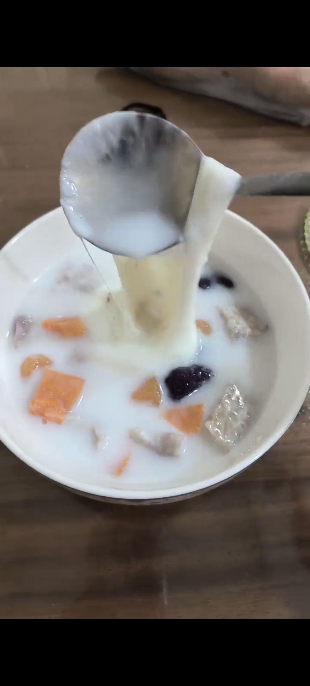 芋圆鲜奶麻薯｜软糯拉丝也太好吃了！