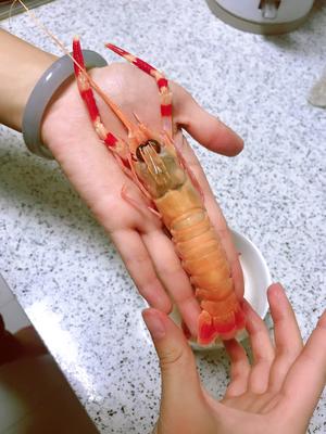 深海鳌虾刺身-新西兰小龙虾的做法 步骤1