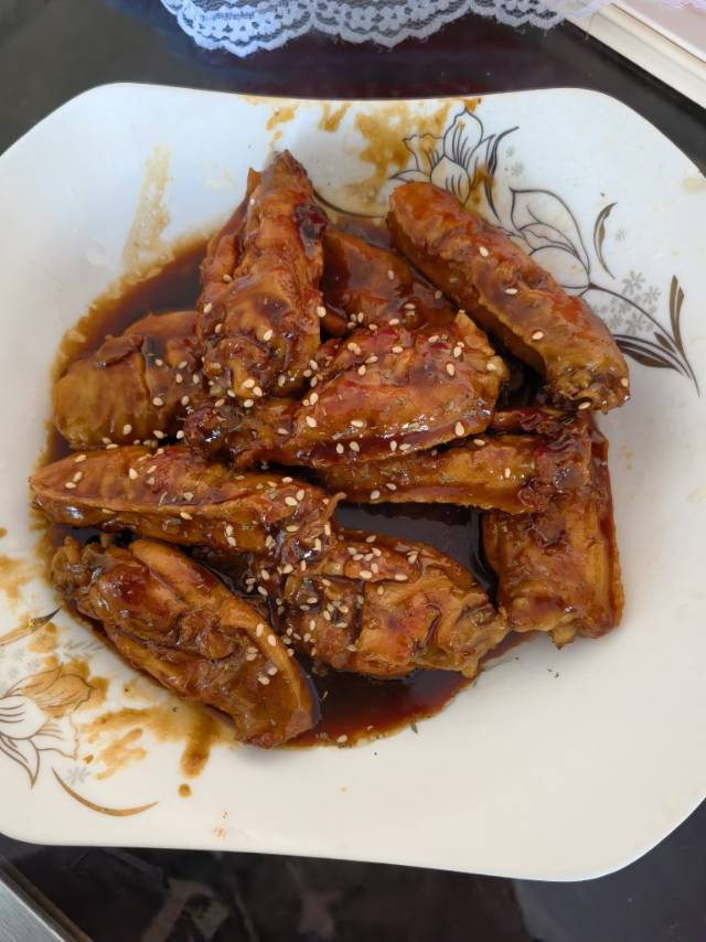 妈妈家的味道，吃了停不下来的红烧鸡翅