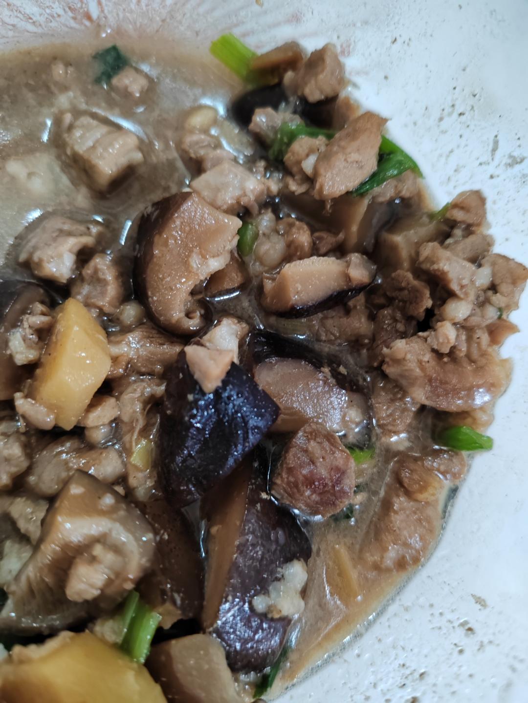 简易版电饭煲卤肉