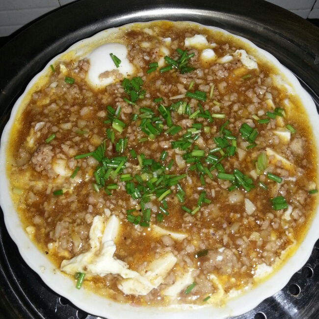 肉沫豆腐蒸荷包蛋
