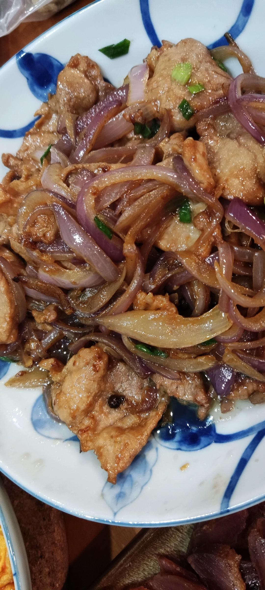 洋葱炒肉（宝宝爱吃）