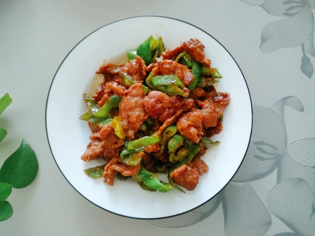 青椒炒卤牛肉｜快手又下饭