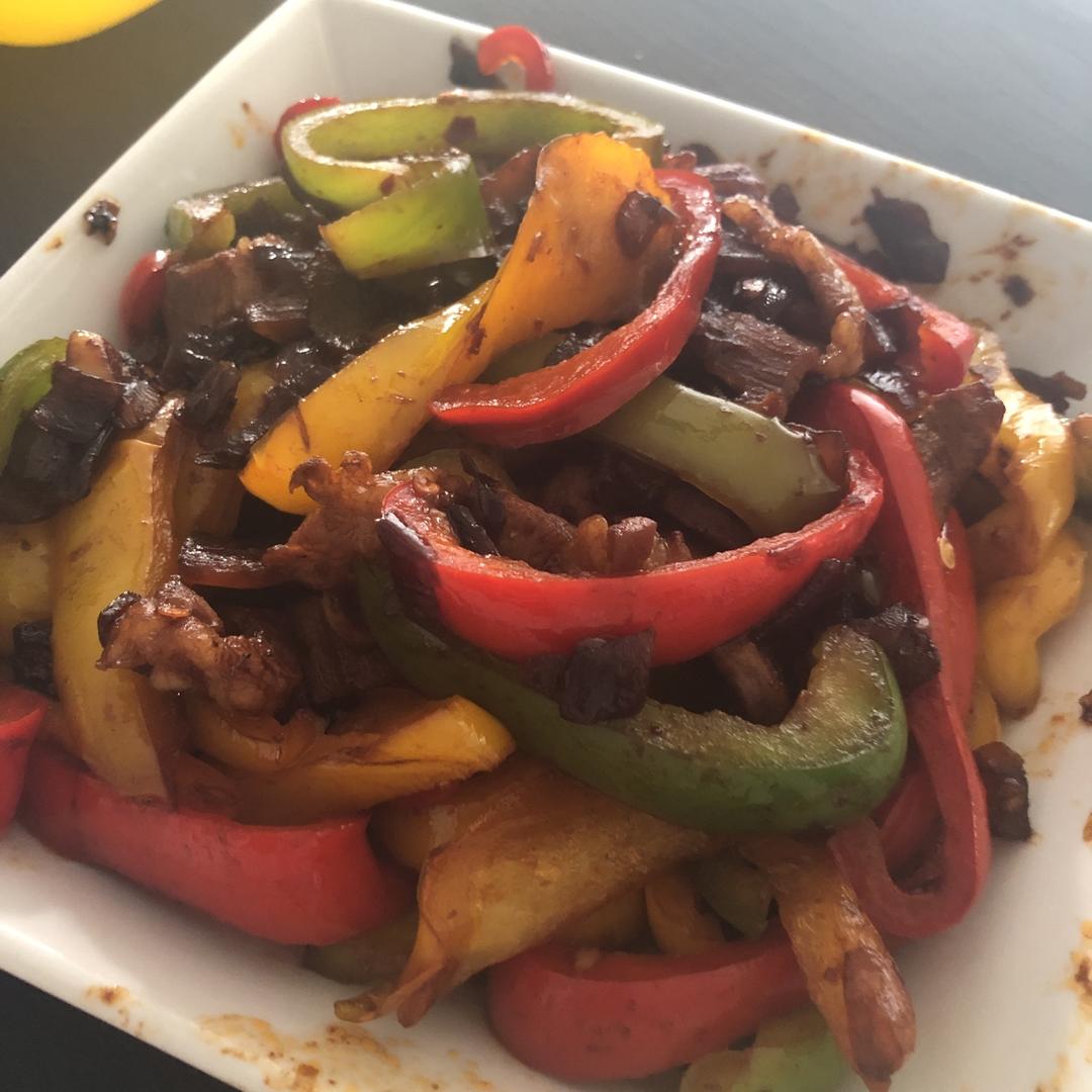 🐷青椒五花肉🐷