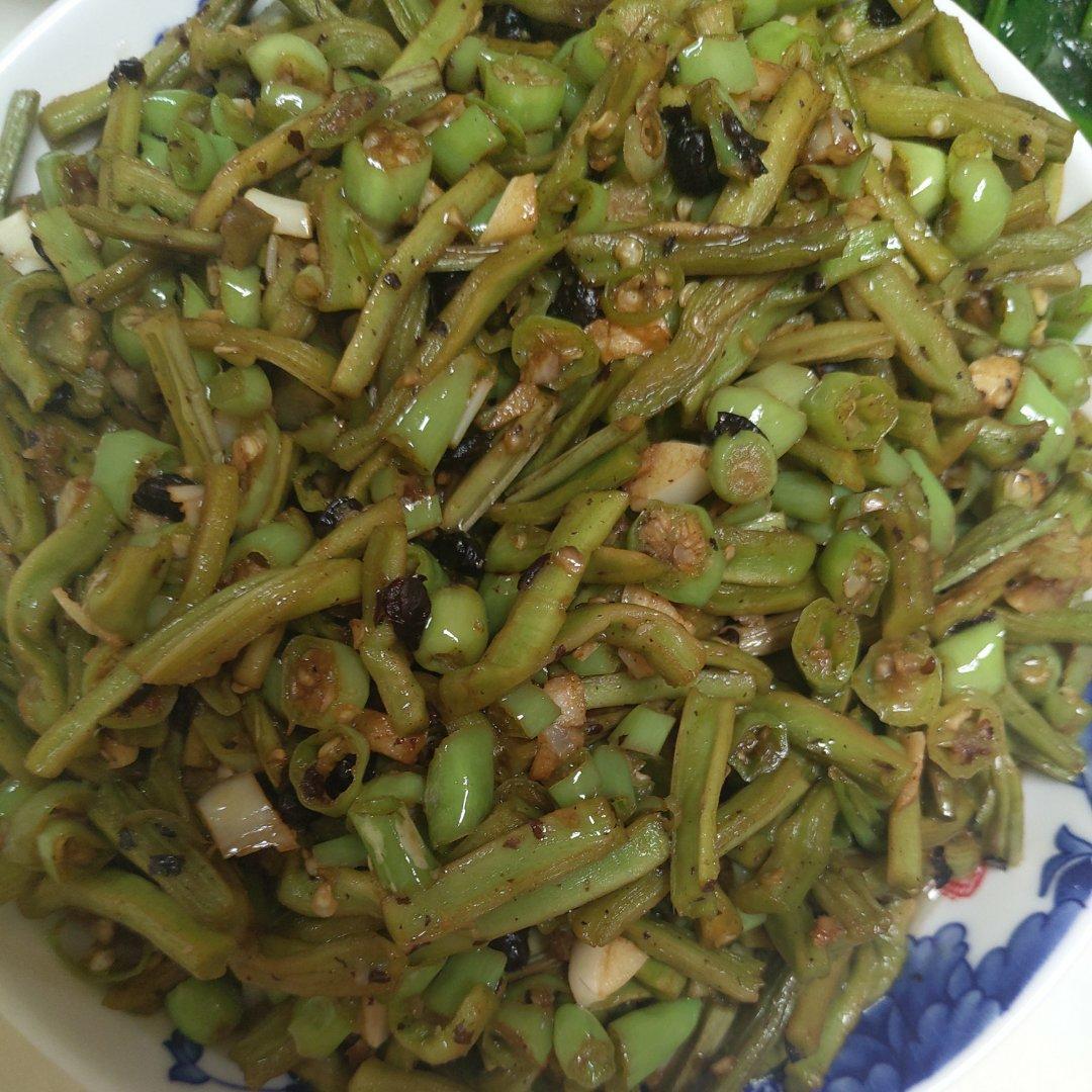 吃一口就会爱上的贡菜辣椒