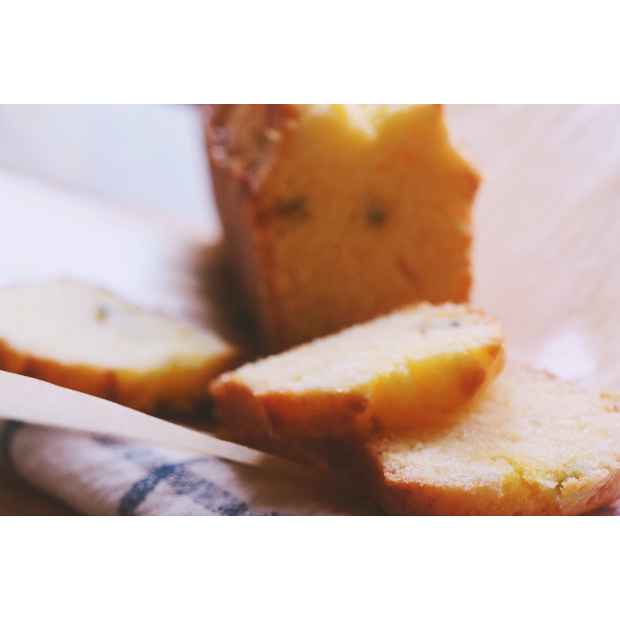 轻盈百香果磅蛋糕