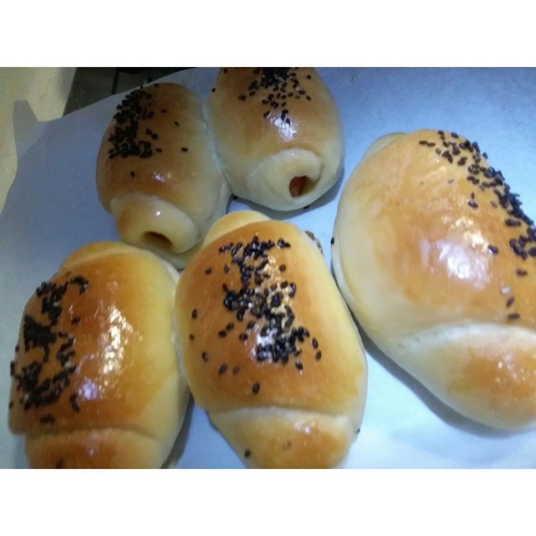 黄油面包卷